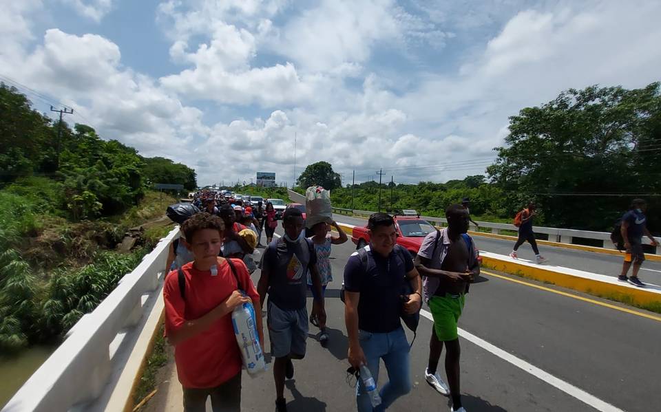 Sale caravana migrante de Tapachula El Sol de M xico Noticias